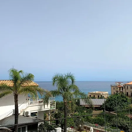 Tropea Solemare ゲストハウス